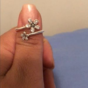 Pandora ring